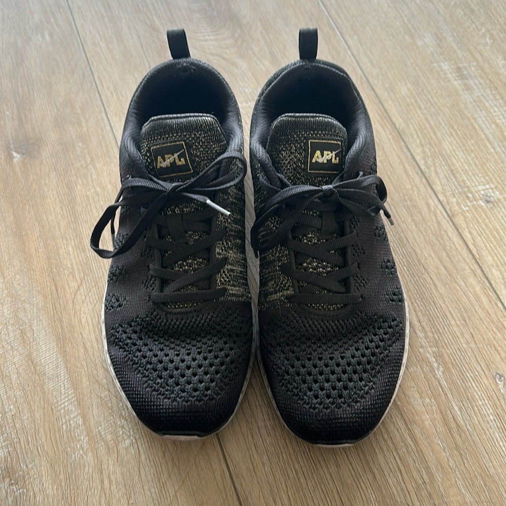 APL Women's TechLoom Pro Running Shoe